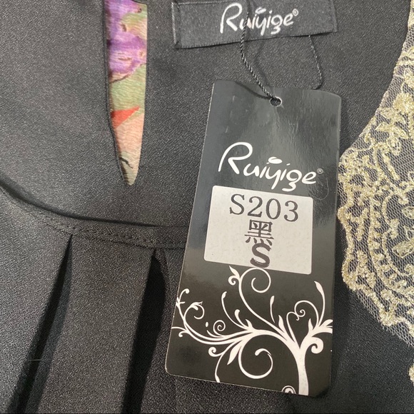 Blouse - Picture 3 of 3